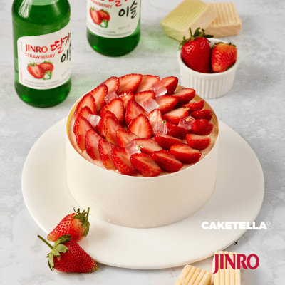 Jinro Strawberry Cake